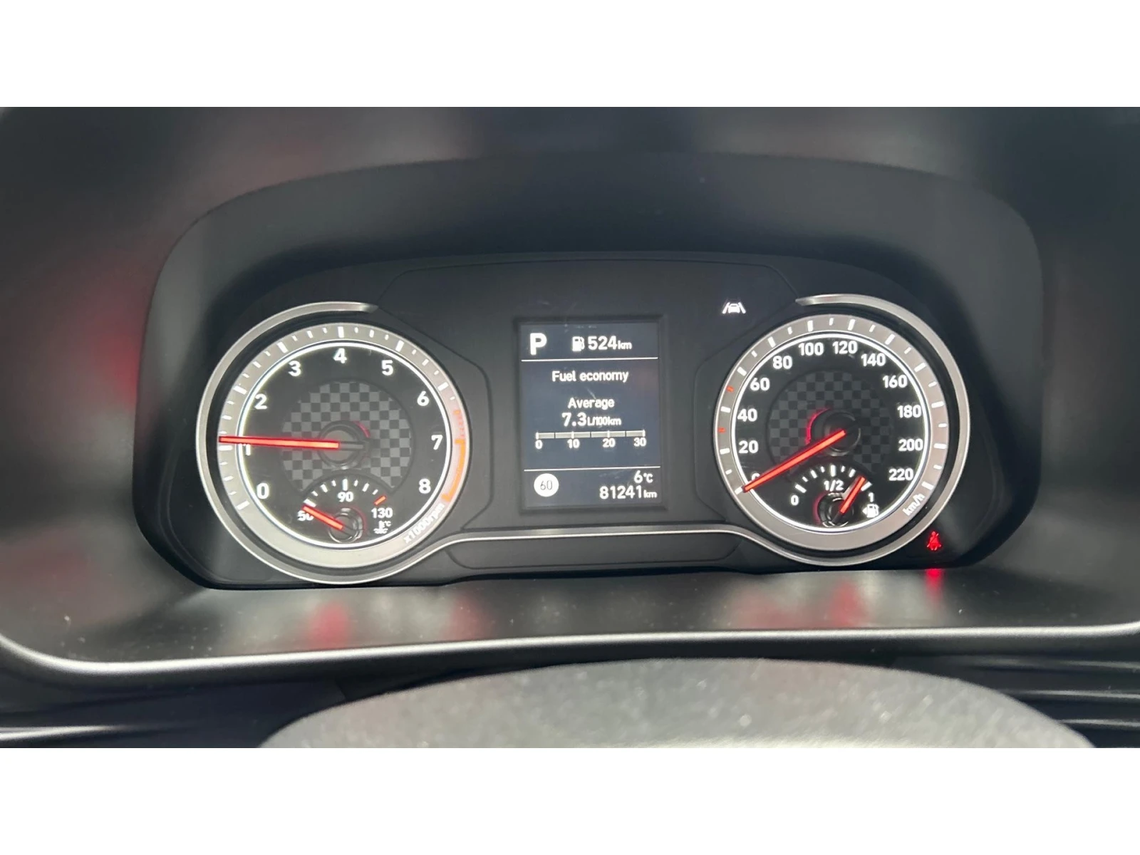 Hyundai I20 1. 0T-GDI 7DCT , ������� ������ �� 182   | Mobile.bg � ����������� 15