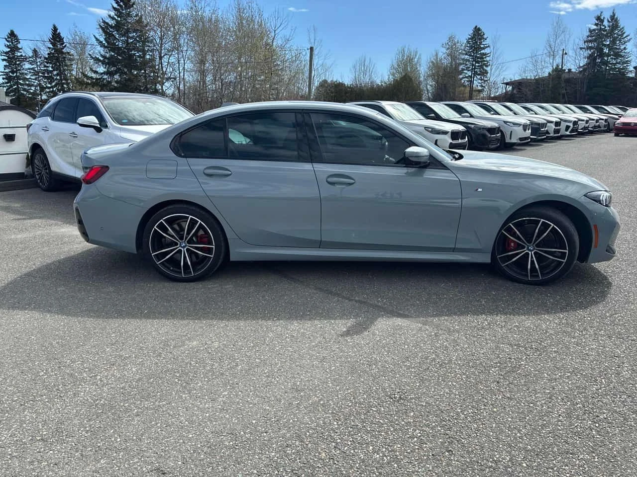 BMW 330 HEAD-UP * KEYLESS * SUNROOF * 360 * ���� �� �����  | Mobile.bg � ����������� 4