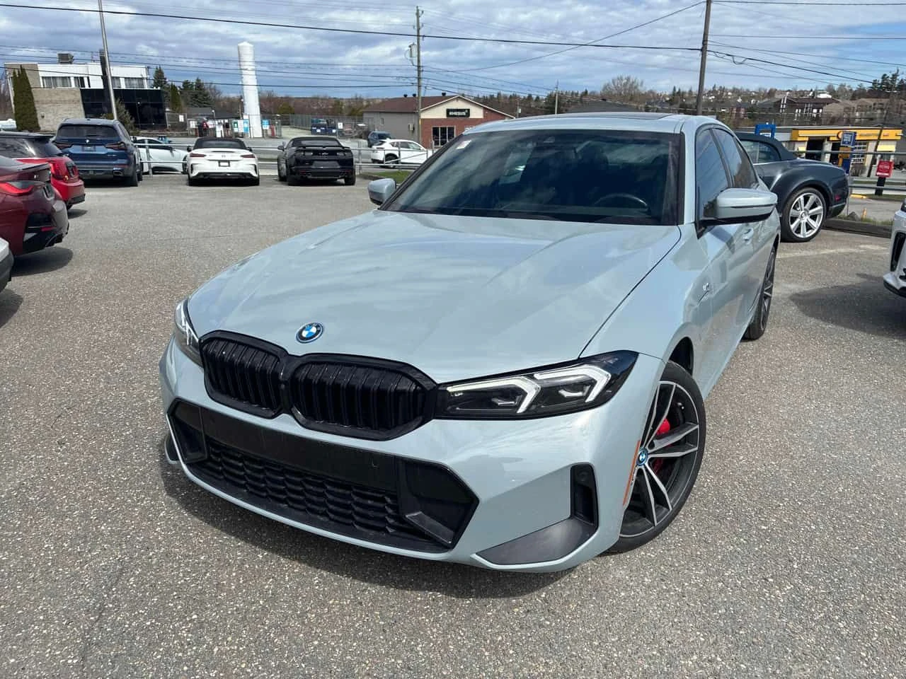 BMW 330 HEAD-UP * KEYLESS * SUNROOF * 360 * ���� �� �����  | Mobile.bg � ����������� 1