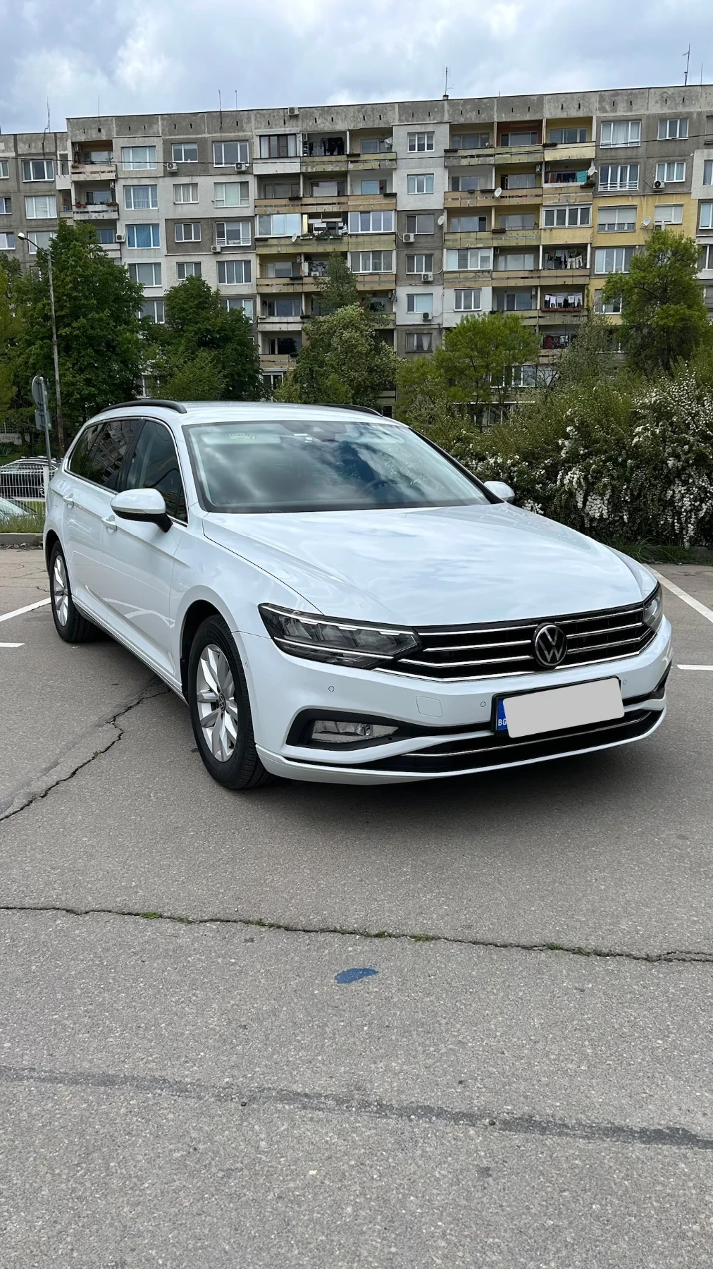 VW Passat В ГАРАНЦИЯ ДО 12.2027г. BUSINESS , снимка 4 - Автомобили и джипове - 54379854