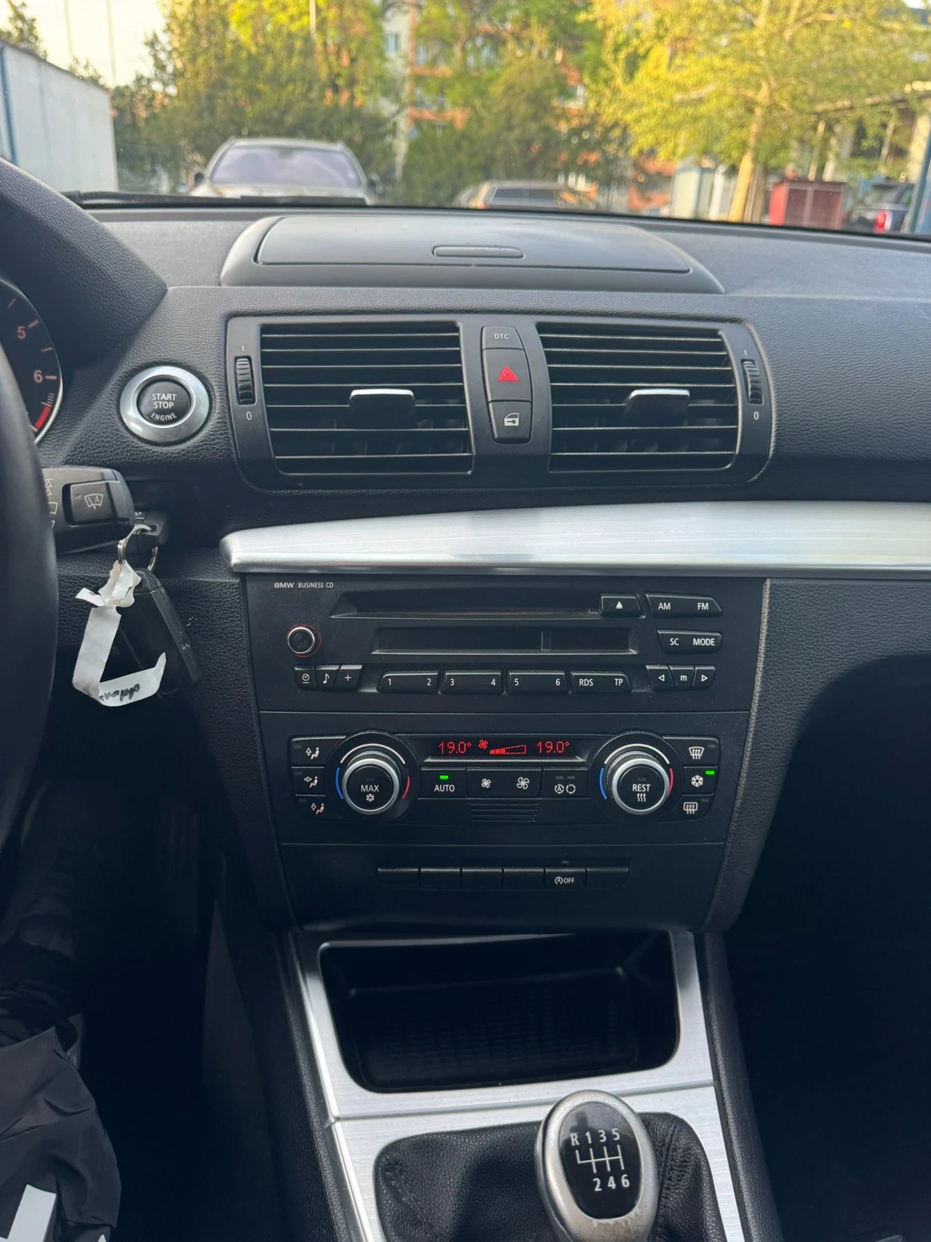 BMW 116 1.6i, снимка 13 - Автомобили и джипове - 54430975
