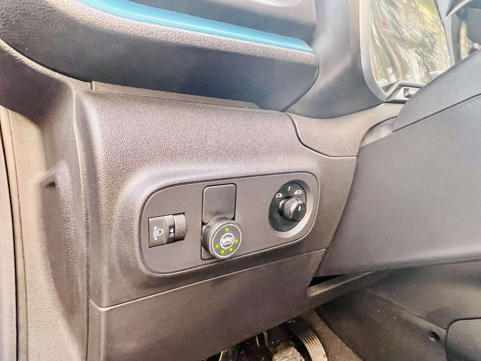 Citroen C3 FEEL PACK PureTech 83 S&S BVM5 E6.4, снимка 7 - Автомобили и джипове - 54493026