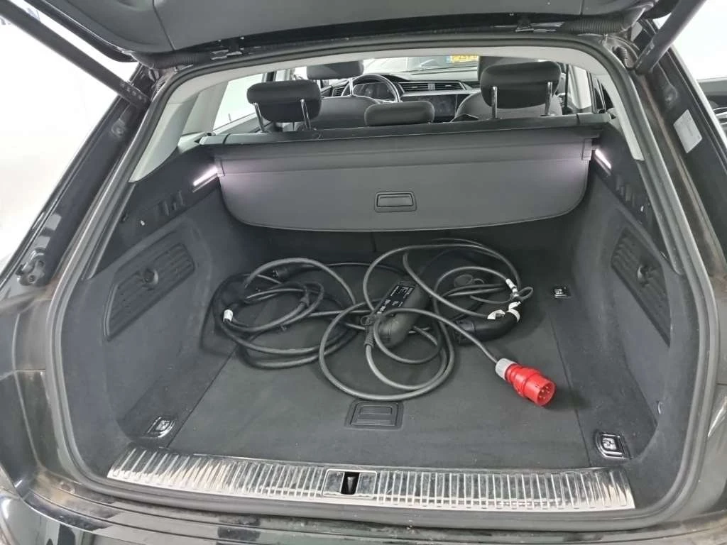 Audi E-Tron 50 - Quattro - Electric, снимка 9 - Автомобили и джипове - 54508994