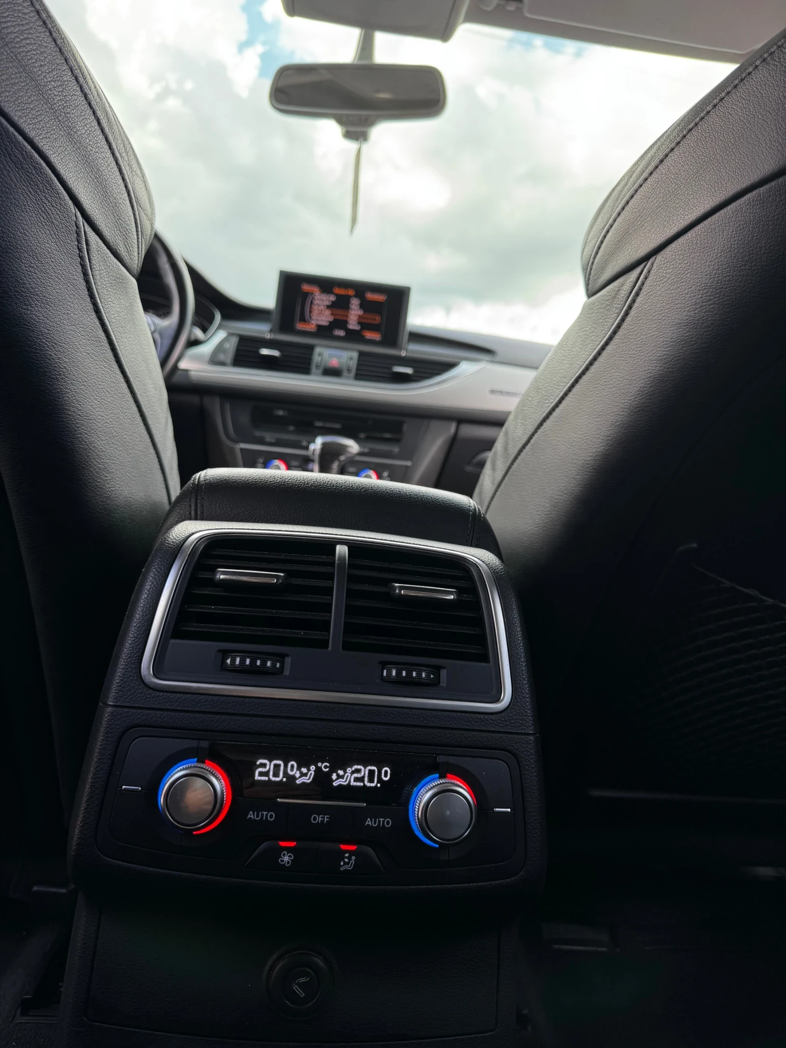 Audi A6 3.0TDI/Quattro/RS Packet/Active Sound/Подгрев, снимка 8 - Автомобили и джипове - 54704705