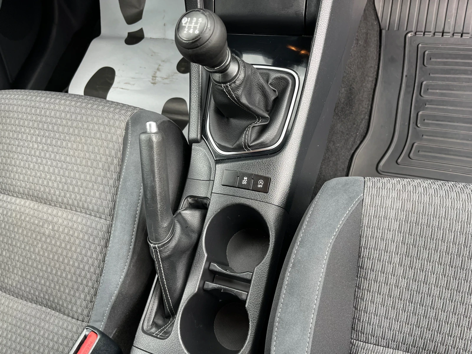 Toyota Auris 1.3TURBO/SPORT | Mobile.bg � ����������� 11