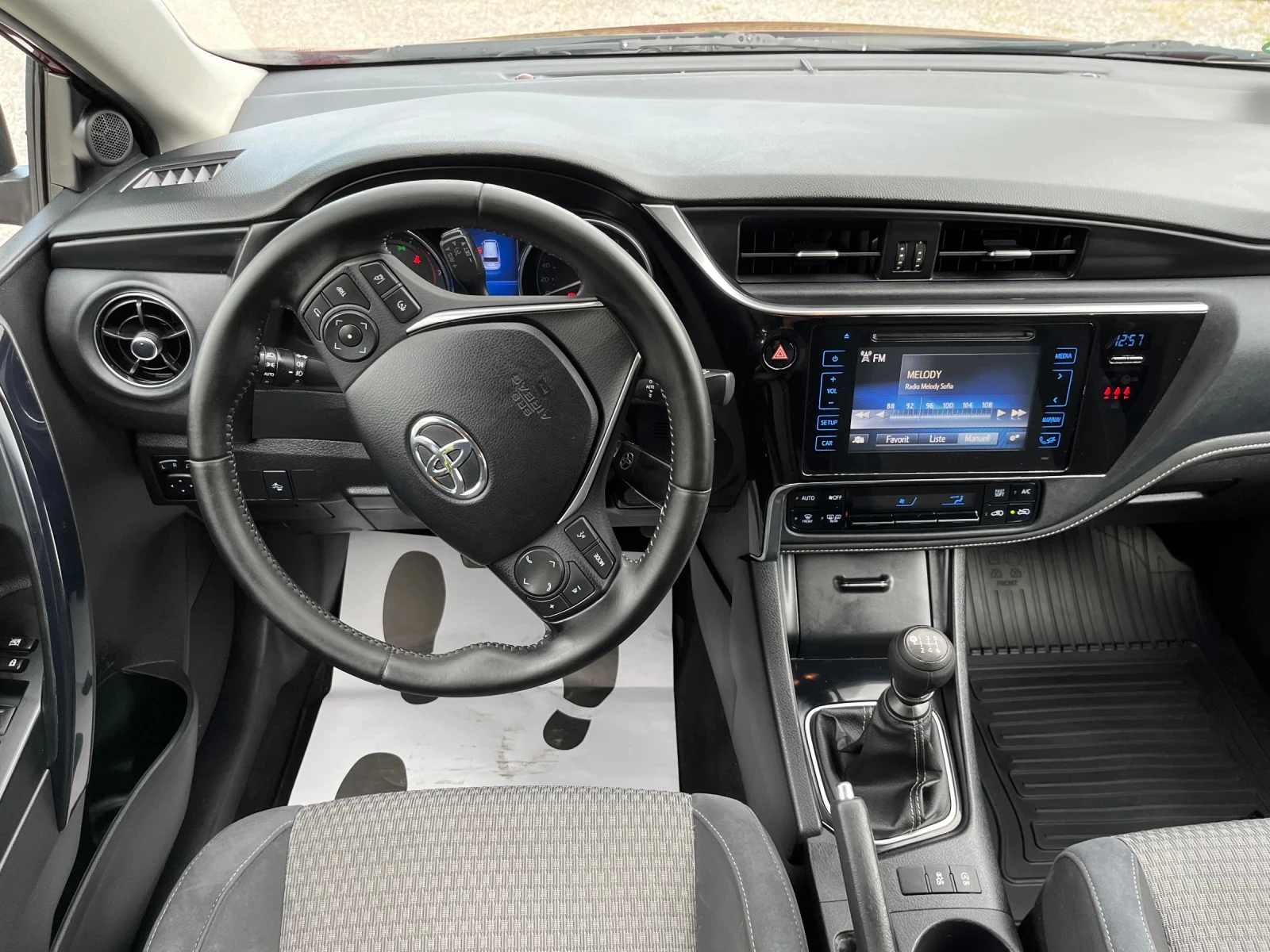 Toyota Auris 1.3TURBO/SPORT | Mobile.bg � ����������� 9