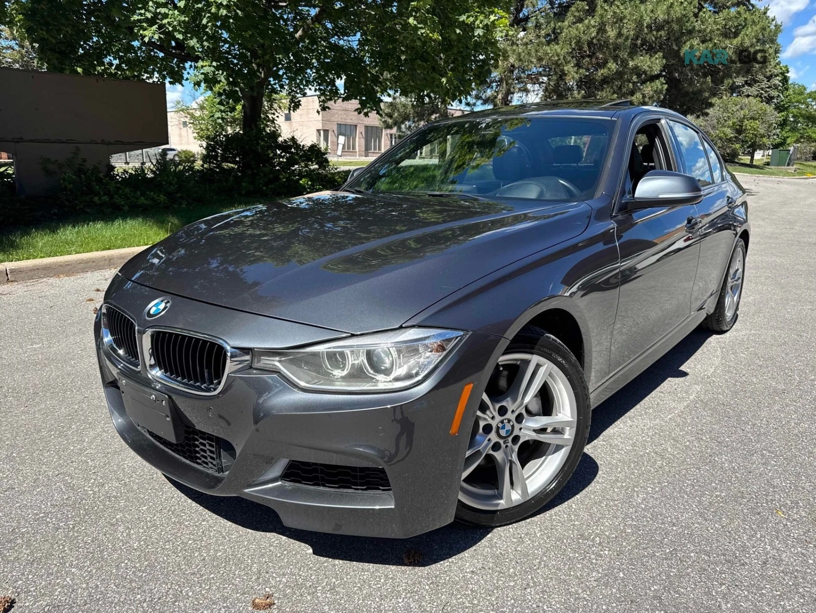 BMW 335 MPACK* HEADUP* HARMAN* СЛ.ЛЕНТИ* М.ТОЧКА