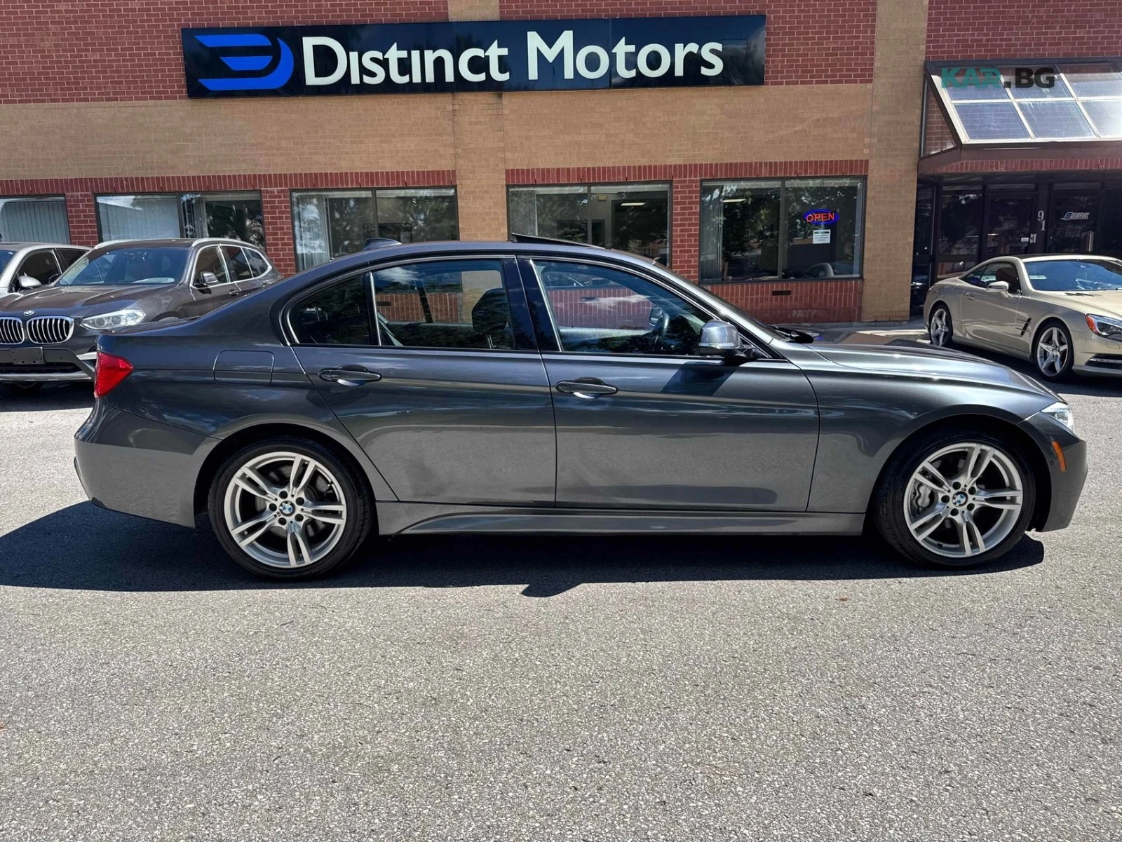 BMW 335 MPACK* HEADUP* HARMAN* СЛ.ЛЕНТИ* М.ТОЧКА, снимка 3 - Автомобили и джипове - 54987053