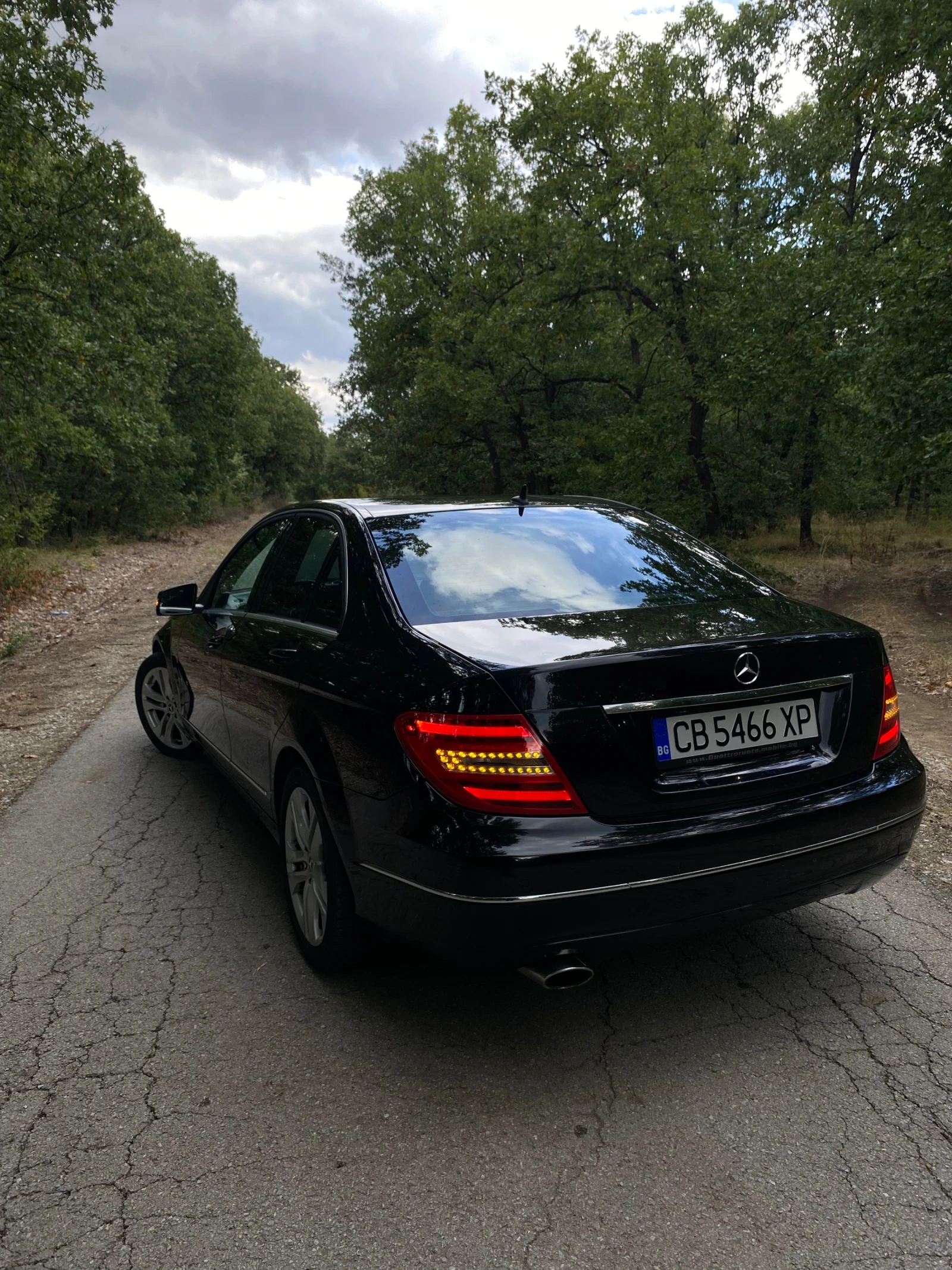 Mercedes-Benz C 220 Avantgarde, снимка 7 - Автомобили и джипове - 56293966