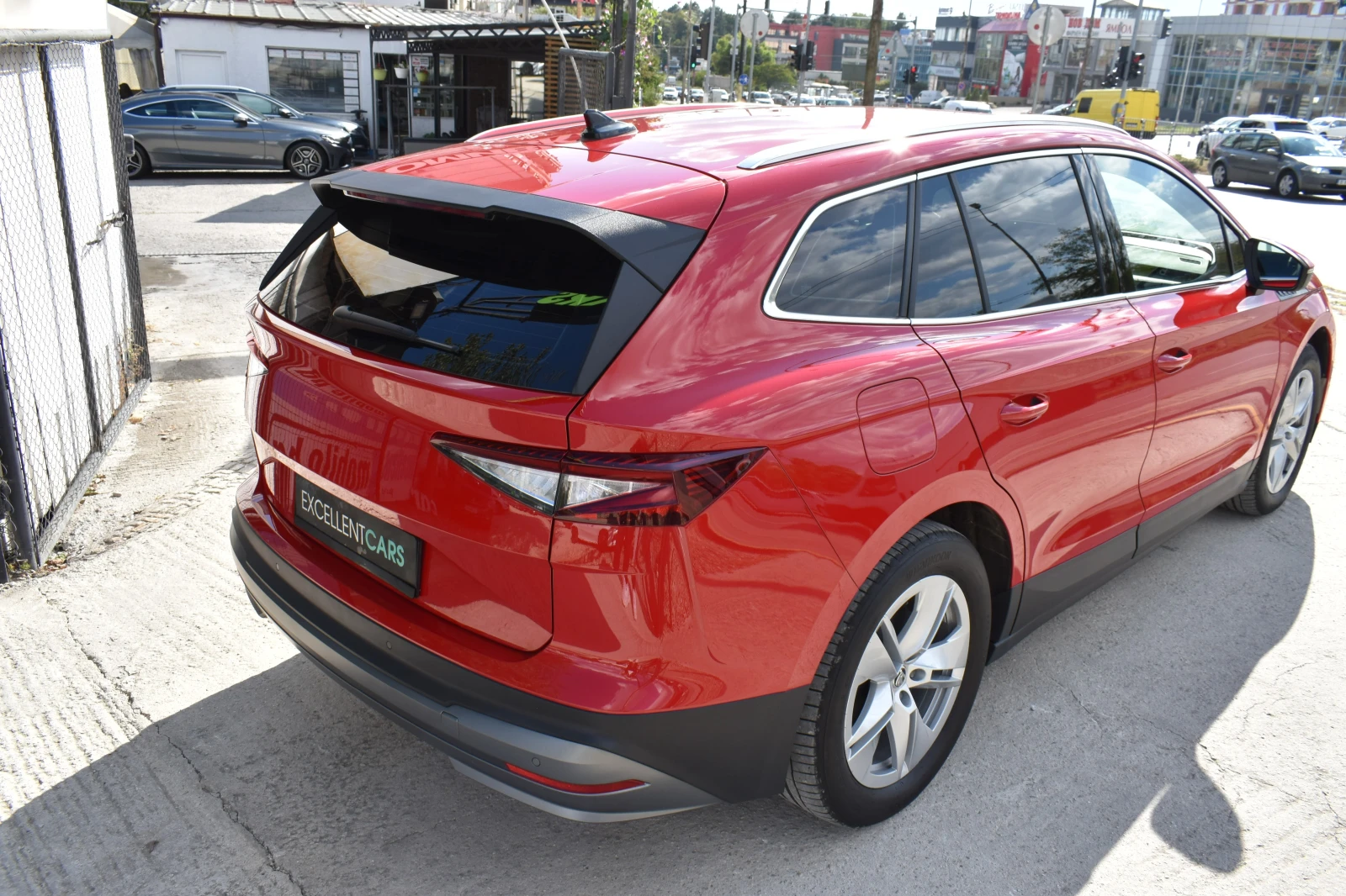 Skoda Enyaq 80KW-X-LINE* LONG-RANGE* , снимка 4 - Автомобили и джипове - 56324041