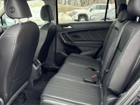 VW Tiguan  Comfortline * CARFAX * Панорама * Дигитално табло, снимка 16