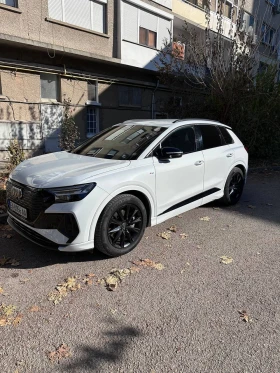     Audi Q4 e-tron 50 Quattro S-LINE BLACK EDITION