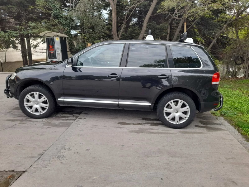 VW Touareg 3.0 TDI, снимка 9 - Автомобили и джипове - 47475891