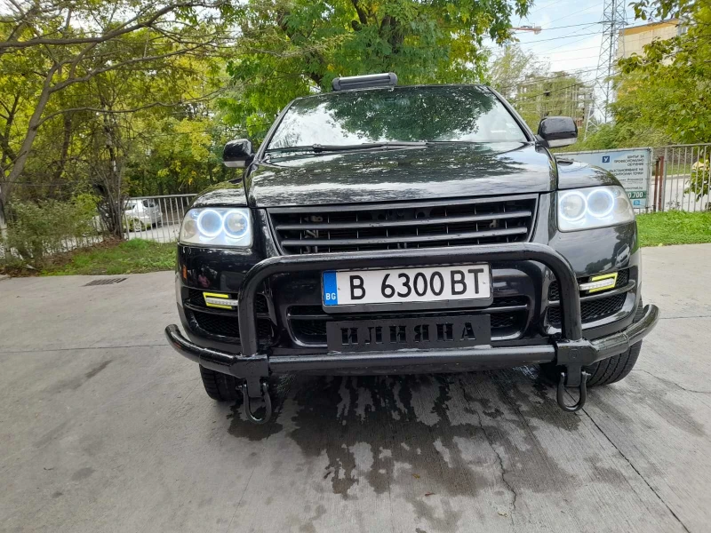 VW Touareg 3.0 TDI, снимка 2 - Автомобили и джипове - 47475891