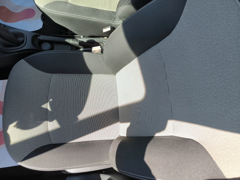 Dacia Duster 1.6i EURO5 4x2, снимка 11 - Автомобили и джипове - 50154270