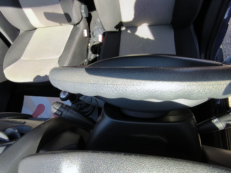 Dacia Duster 1.6i EURO5 4x2, снимка 10 - Автомобили и джипове - 50154270