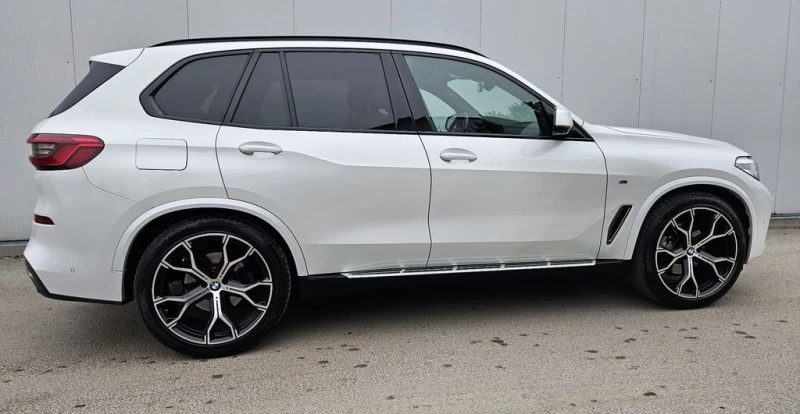 BMW X5 30d xDrive M-Sport, снимка 3 - Автомобили и джипове - 52873733