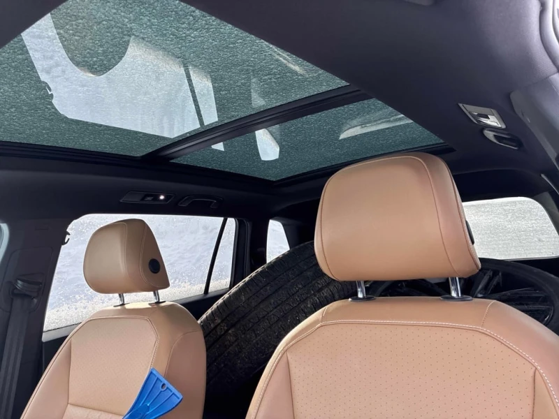 VW Tiguan * Comfortline R Line Black Edition * CARFAX * БЕЗ , снимка 10 - Автомобили и джипове - 53038763