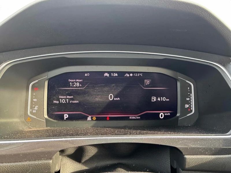 VW Tiguan * Comfortline R Line Black Edition * CARFAX * БЕЗ , снимка 8 - Автомобили и джипове - 53038763