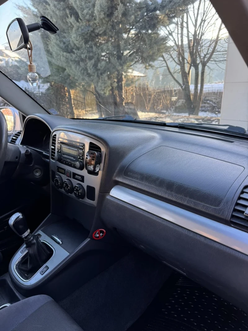 Suzuki Grand vitara 2.0-128 k.с., снимка 2 - Автомобили и джипове - 53203612