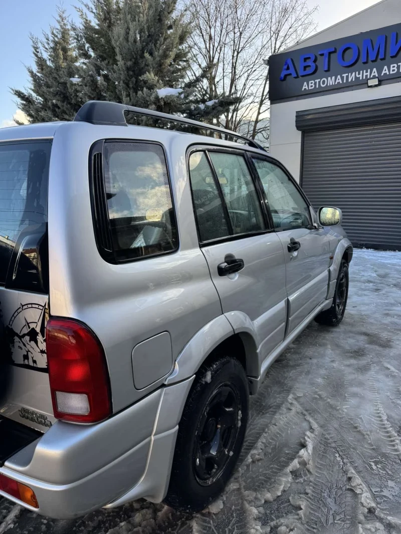 Suzuki Grand vitara 2.0-128 k.с., снимка 5 - Автомобили и джипове - 53203612