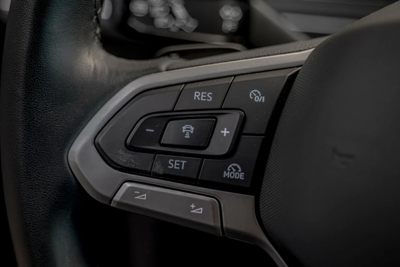 VW Touareg 3.0TDI/4Motion/Virtual/Камера/ACC/Lane Assist/Trai, снимка 14 - Автомобили и джипове - 53385533