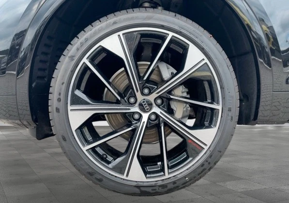 Audi Q5 40 TDI Quattro = S-line= Black Optic Plus Гаранция - изображение 4