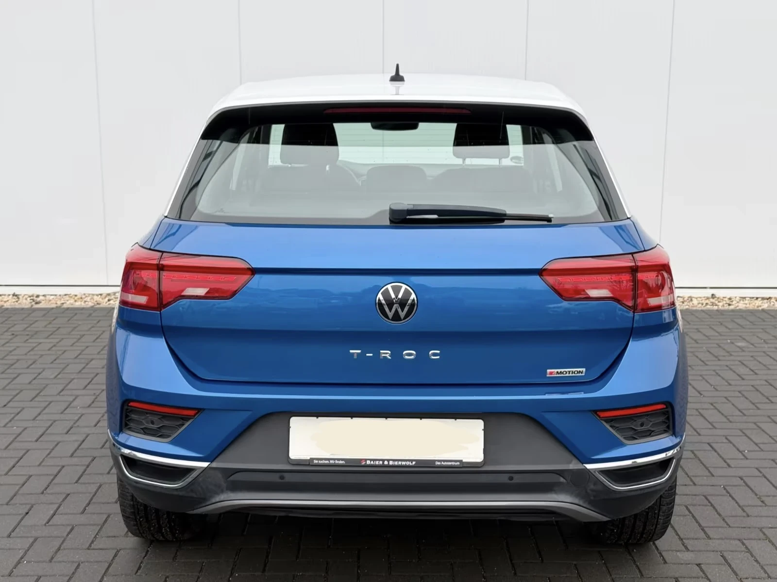 VW T-Roc 1.5TSI / 27 500км!! Гаранционна - изображение 5