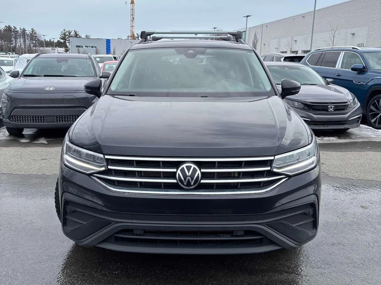 VW Tiguan  Comfortline * CARFAX * Панорама * Дигитално табло, снимка 6 - Автомобили и джипове - 54048498