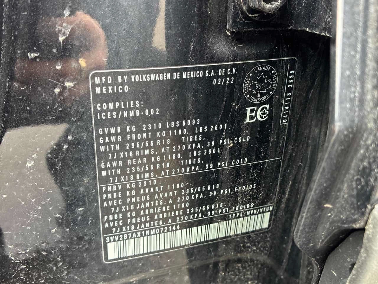 VW Tiguan  Comfortline * CARFAX * Панорама * Дигитално табло, снимка 10 - Автомобили и джипове - 54048498