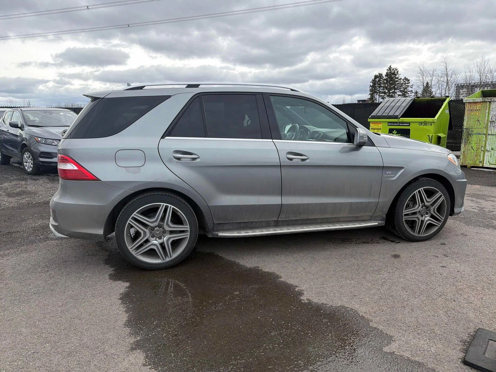Mercedes-Benz ML 63 AMG 4MATIC С РЕГИСТРАЦИЯ & АВТО КРЕДИТ , снимка 2 - Автомобили и джипове - 54067826