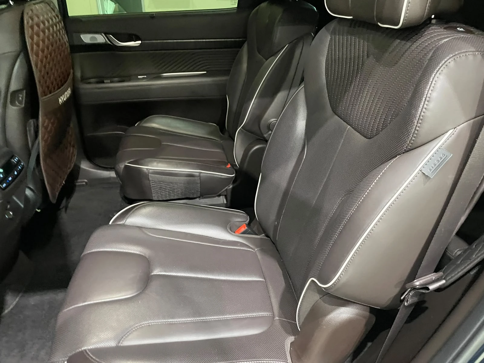 Hyundai Palisade 3.8 ! 4WD ! 6+ 1 ! Calligraphy !, снимка 11 - Автомобили и джипове - 55280822