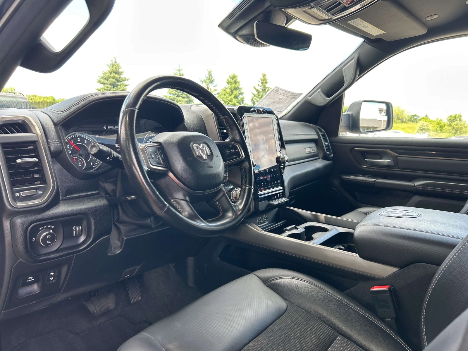 Dodge RAM 1500 Sport 4x4 Crew Cab, АВТОКРЕДИТ, снимка 5 - Автомобили и джипове - 55962835