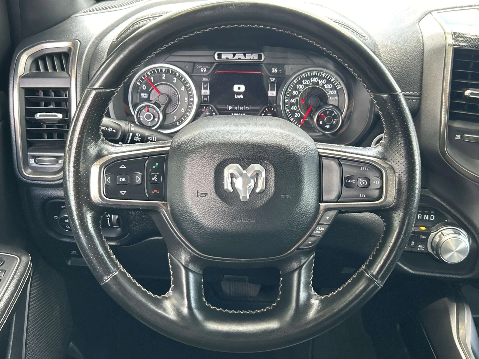 Dodge RAM 1500 Sport 4x4 Crew Cab, АВТОКРЕДИТ, снимка 9 - Автомобили и джипове - 55962835