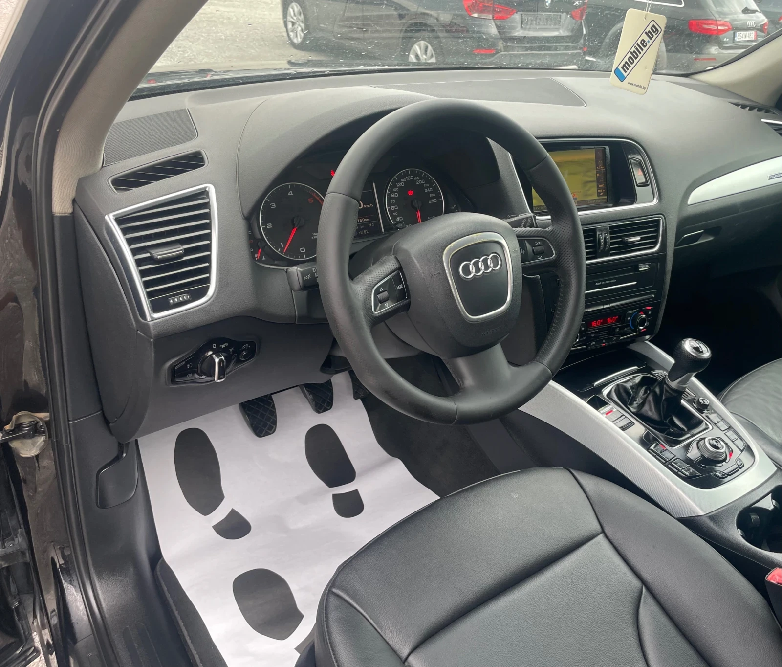 Audi Q5 2.0TDI NAVI ПОДГРЕВ КОЖА LED BI-XENON 4X4, снимка 9 - Автомобили и джипове - 56046139