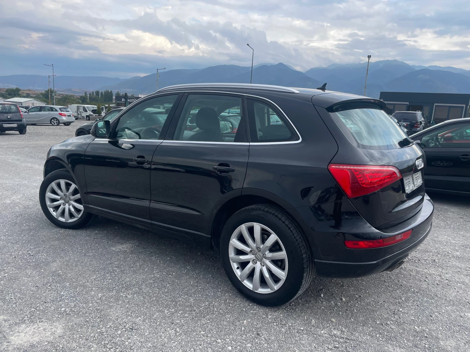 Audi Q5 2.0TDI NAVI ПОДГРЕВ КОЖА LED BI-XENON 4X4, снимка 5 - Автомобили и джипове - 56046139