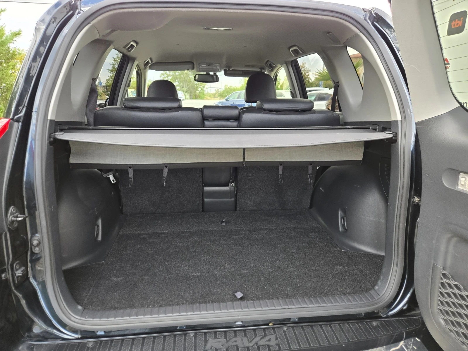 Toyota Rav4 2.2D-150кс= 4Х4= CROSSOVER= 148.000km= EXECUTIVE, снимка 10 - Автомобили и джипове - 56299277