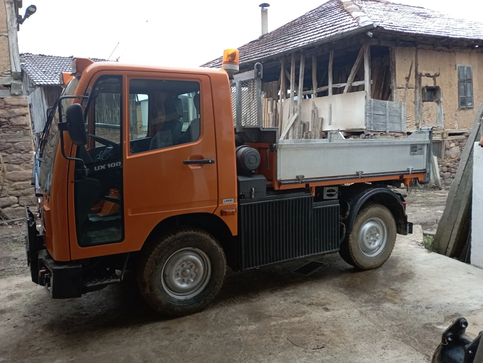 Mercedes-Benz UNIMOG Снегорин  - изображение 8