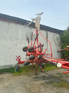 Сенообръщачка KUHN Kuhn , снимка 7