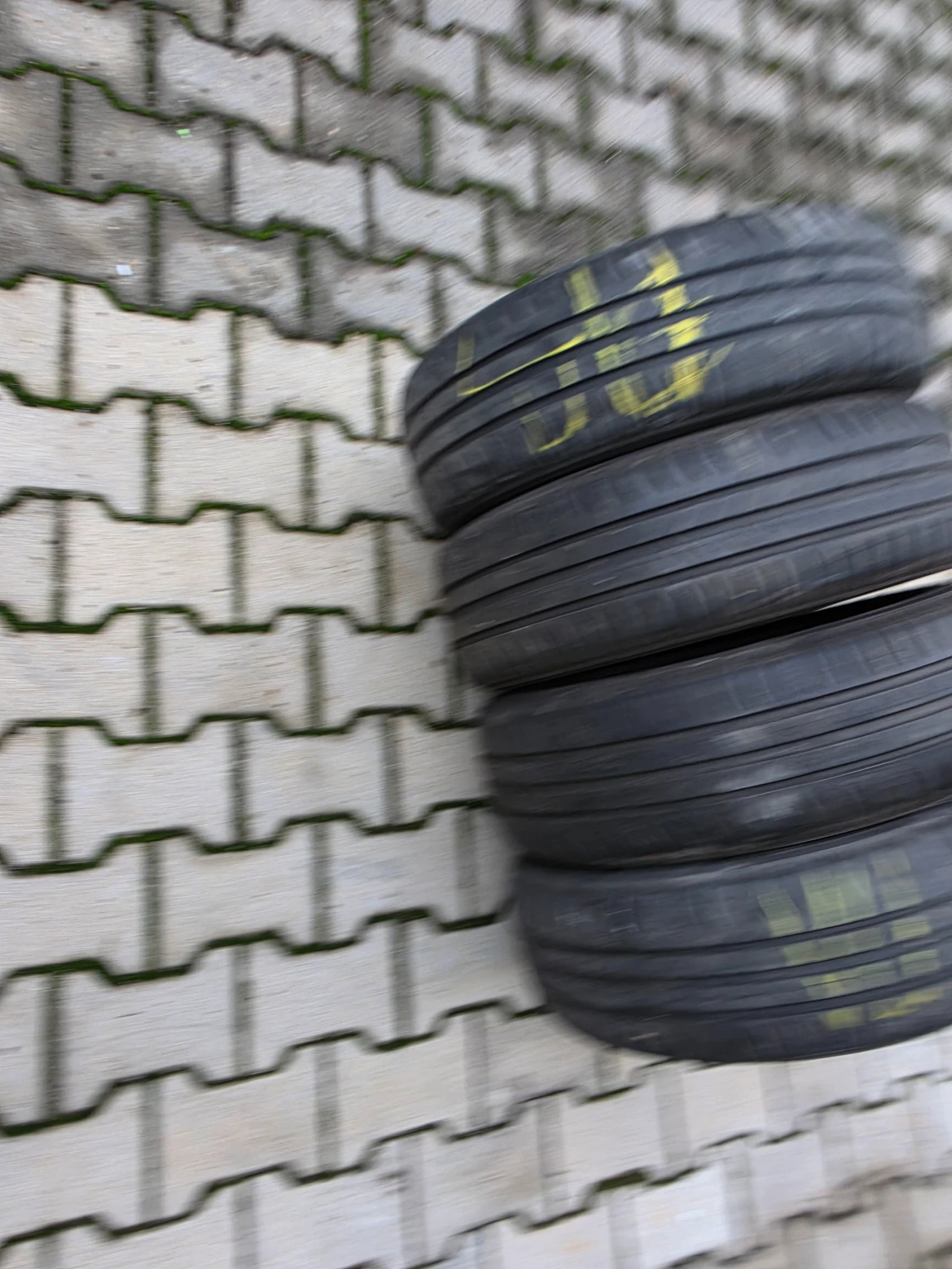 Гуми Летни 195/60R15, снимка 9 - Гуми и джанти - 56746671