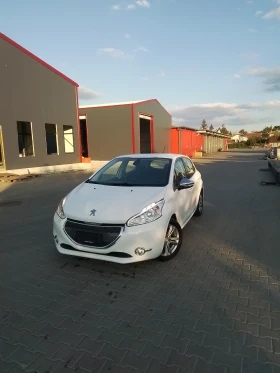 Peugeot 208 1.6, снимка 1