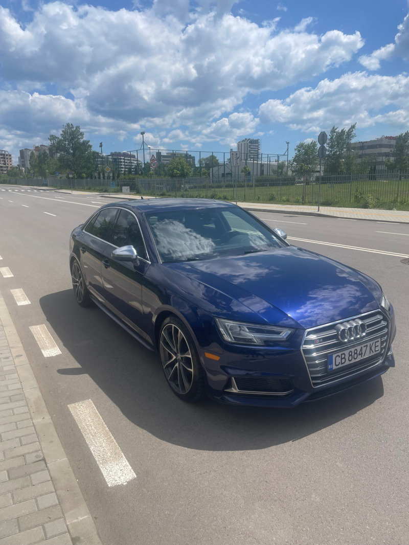 Audi S4, снимка 2 - Автомобили и джипове - 46273515