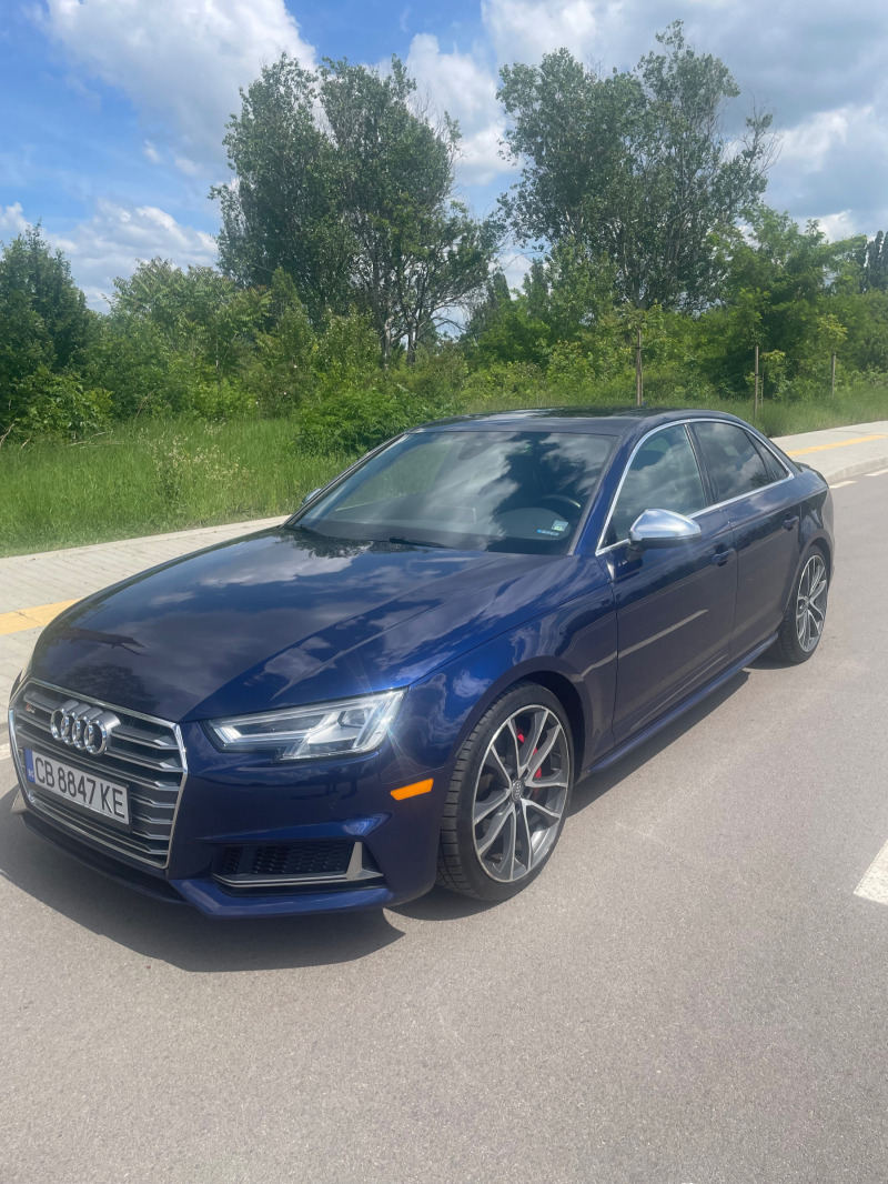 Audi S4, снимка 1 - Автомобили и джипове - 46273515