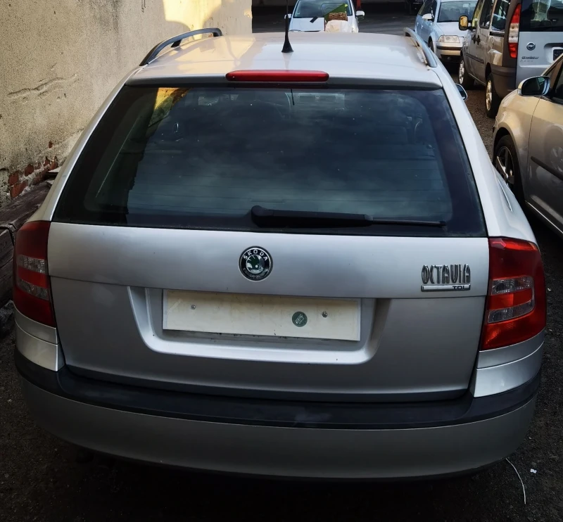 Skoda Octavia 1.9 TDI Нов внос, снимка 2 - Автомобили и джипове - 48395391