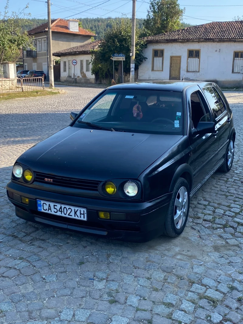 VW Golf 1.6 101, снимка 2 - Автомобили и джипове - 48530781