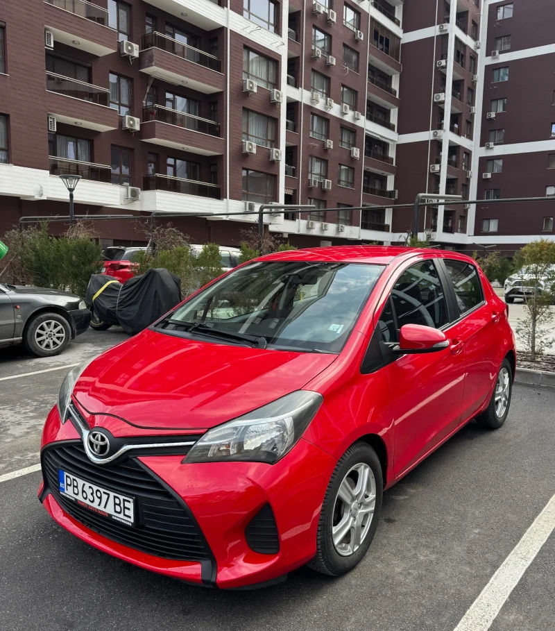 Toyota Yaris 1.4D/Facelift/Navi/Carplay, снимка 1 - Автомобили и джипове - 48953317