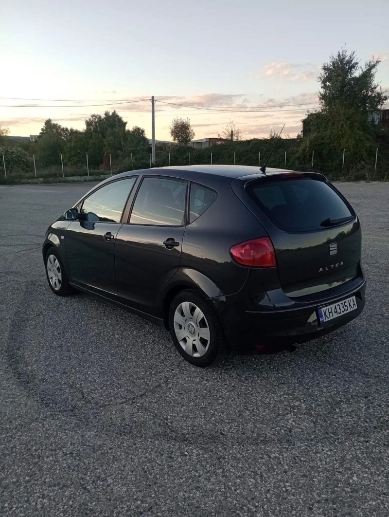 Seat Altea 1.9 tdi, снимка 3 - Автомобили и джипове - 49196637