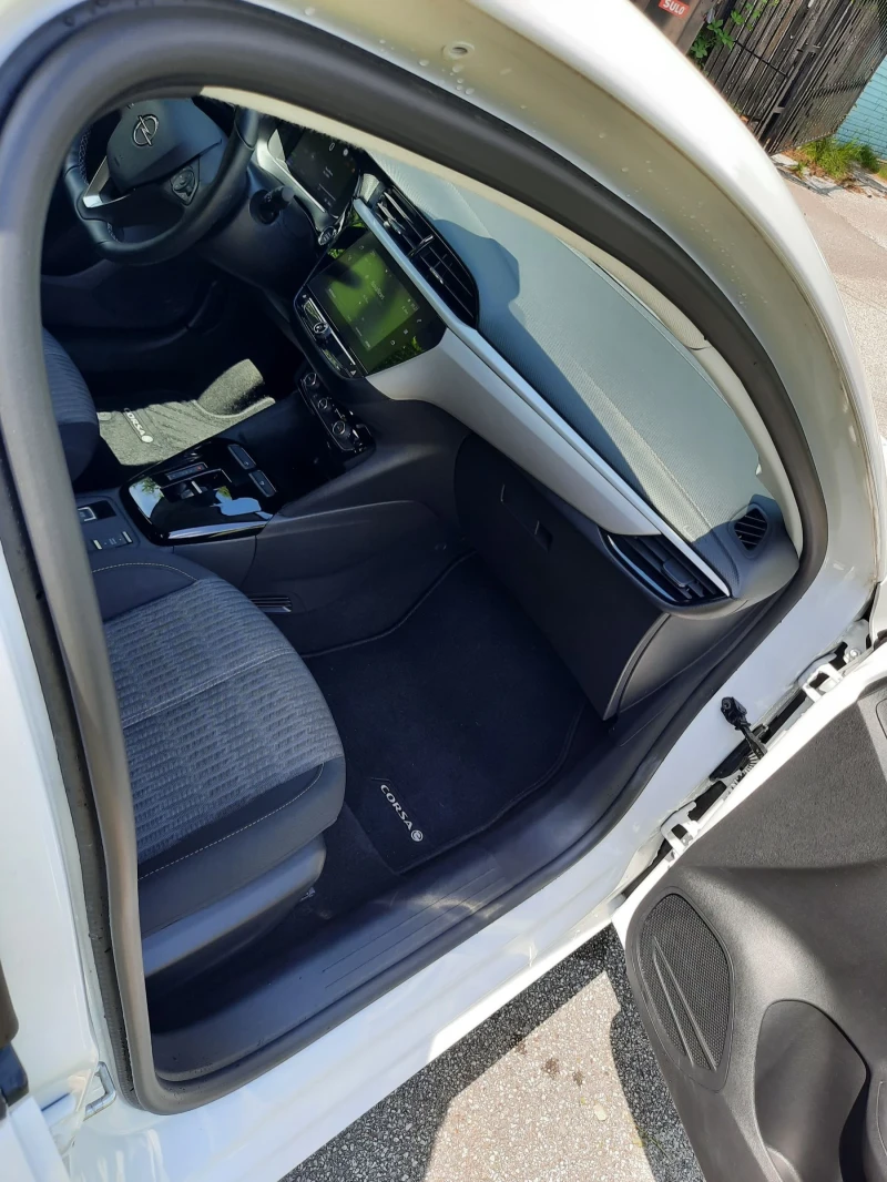 Opel Corsa, снимка 7 - Автомобили и джипове - 52357700