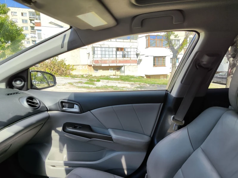 Honda Civic 2.2 I-Dtec Executive , снимка 10 - Автомобили и джипове - 51367122