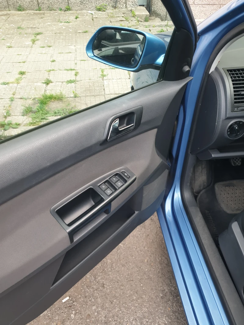 VW Polo, снимка 6 - Автомобили и джипове - 52296837